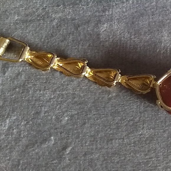 vintage 60s sculptural agate hearts gold links chain bracelet NWOT - Picture 6 of 11